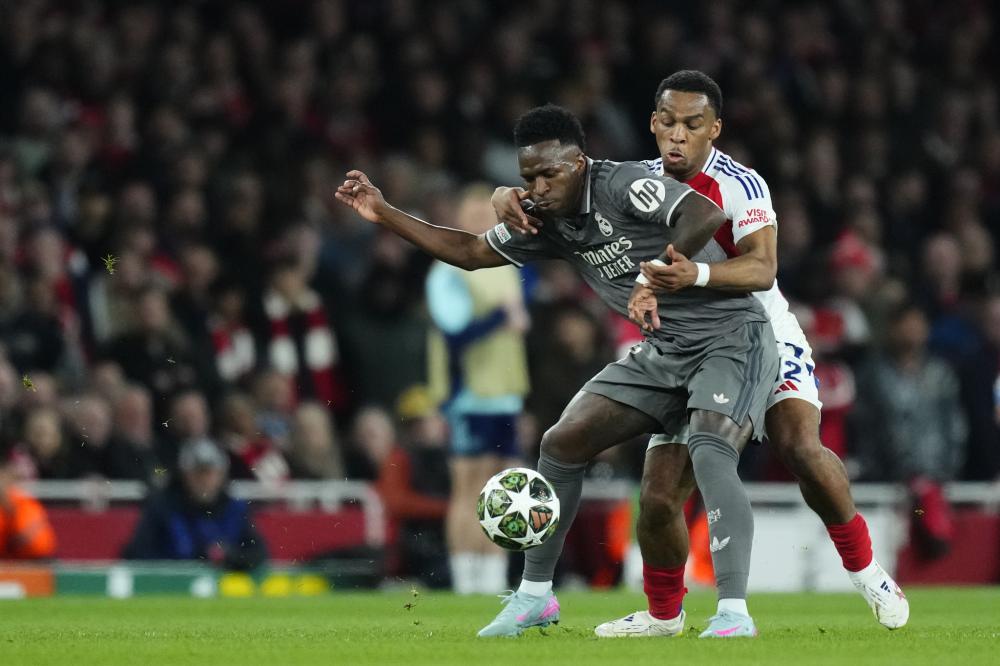 而是球队管 而是球队管